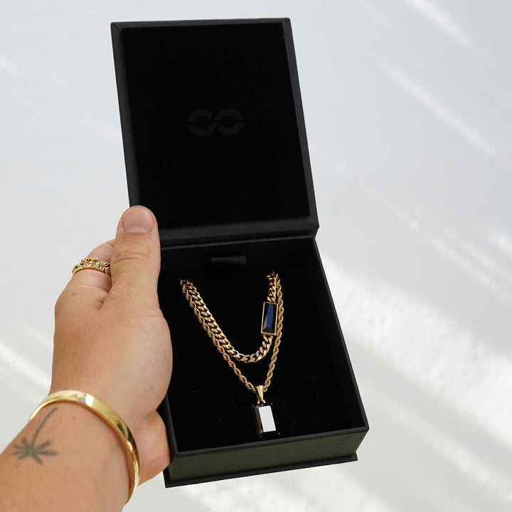 Luxury Gift Box + Cleaning Cloth