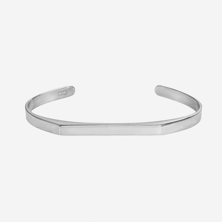 Minimal signet cuff